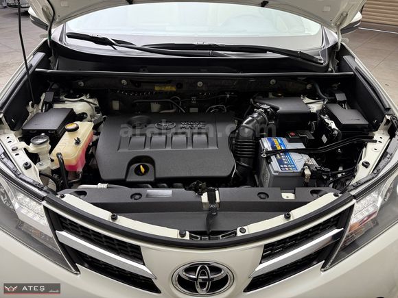 ORJİNAL İLK SAHBİNDEN YETKİLİ BAKIMLI RAV4 70.000 KM/E.BAGAJ
