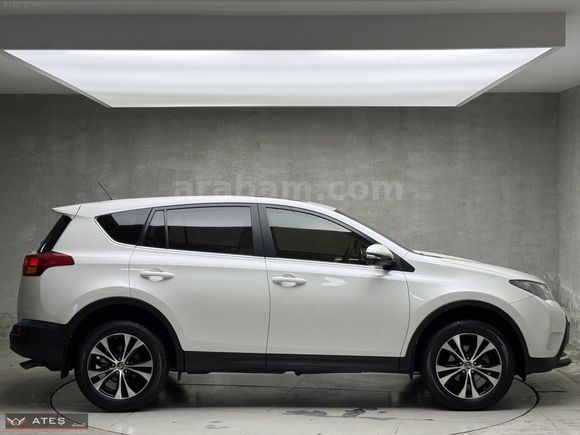 ORJİNAL İLK SAHBİNDEN YETKİLİ BAKIMLI RAV4 70.000 KM/E.BAGAJ
