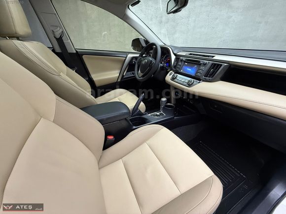 ORJİNAL İLK SAHBİNDEN YETKİLİ BAKIMLI RAV4 70.000 KM/E.BAGAJ