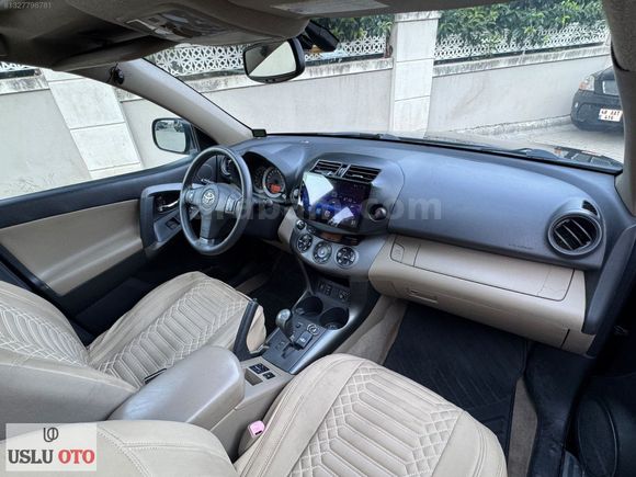 TOYOTA RAV4 OTOMATİK