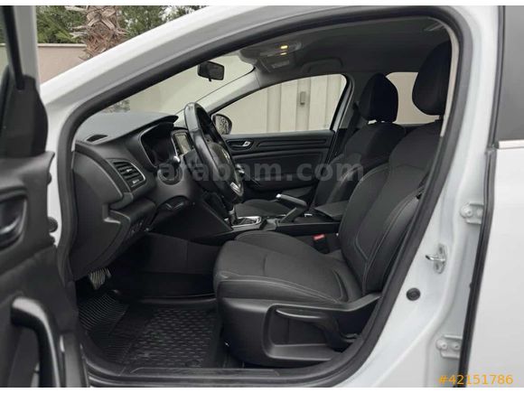 EMSALSİZ S.BAKIMLI 2017 ÇIKIŞ MEGANE 1.5DCİ TOUCPLUS+ 240.000 KM