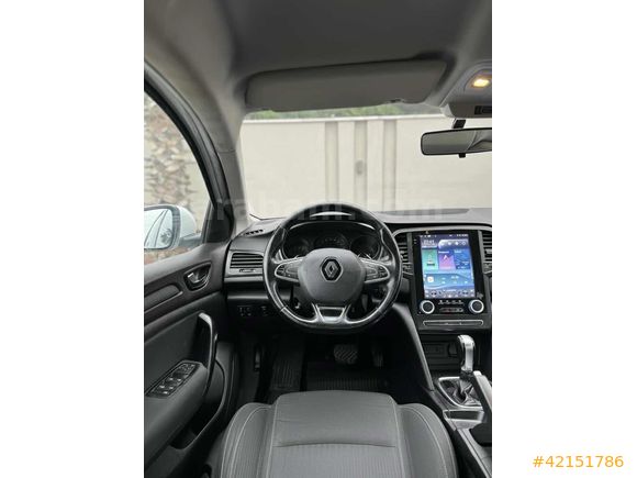 EMSALSİZ S.BAKIMLI 2017 ÇIKIŞ MEGANE 1.5DCİ TOUCPLUS+ 240.000 KM