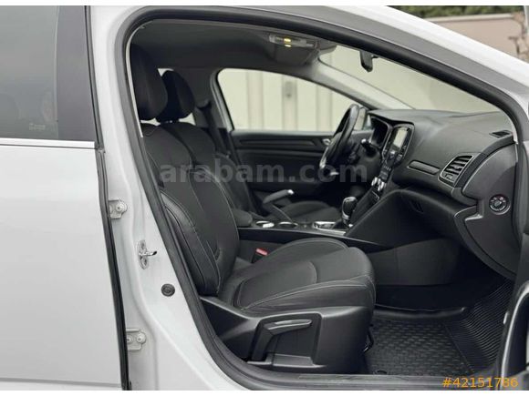 EMSALSİZ S.BAKIMLI 2017 ÇIKIŞ MEGANE 1.5DCİ TOUCPLUS+ 240.000 KM