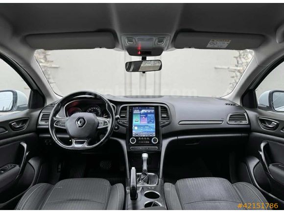 EMSALSİZ S.BAKIMLI 2017 ÇIKIŞ MEGANE 1.5DCİ TOUCPLUS+ 240.000 KM