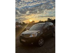 Sahibinden Citroen Berlingo 1.6 HDi Combi SX 2011 Model  167.000 km Siyah