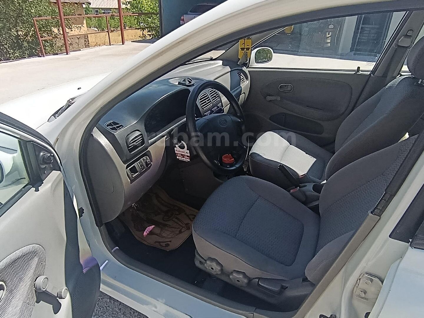 Sahibinden Kia Rio 1.3 Classic 2003 Model Bingöl 201.000 km Beyaz 4