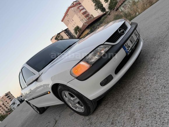 Sahibinden Opel Vectra 2.0 CD 1996 Model 