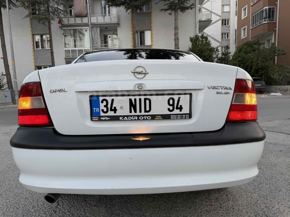 Sahibinden Opel Vectra 2.0 CD 1996 Model 