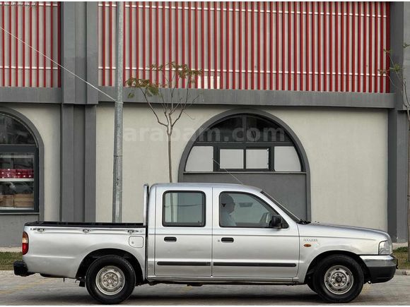 2004 FORD RENGER