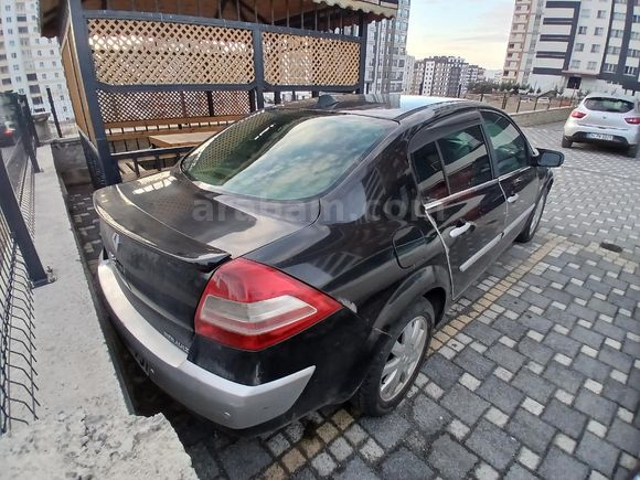 Sahibinden Renault Megane 1.5 dCi Expression 2008 Model  375.000 km Siyah