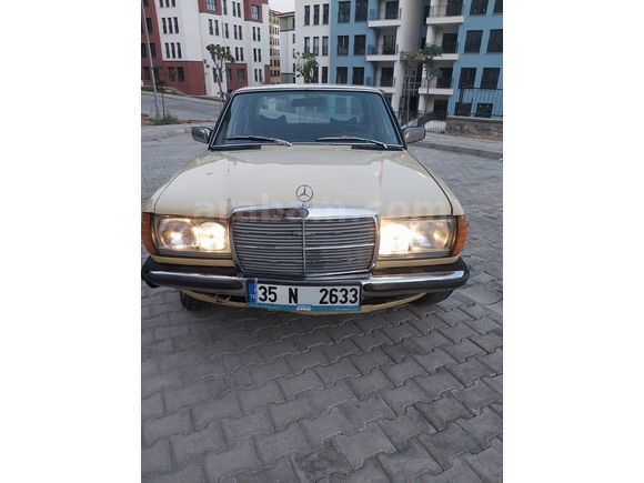 Acil Sahibinden Mercedes - Benz  1977 Model w123