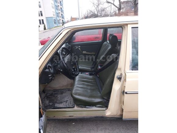 Acil Sahibinden Mercedes - Benz  1977 Model w123
