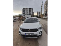 Sahibinden Volkswagen T-Roc 1.5 TSI Life 2025 Model  6.500 km Beyaz