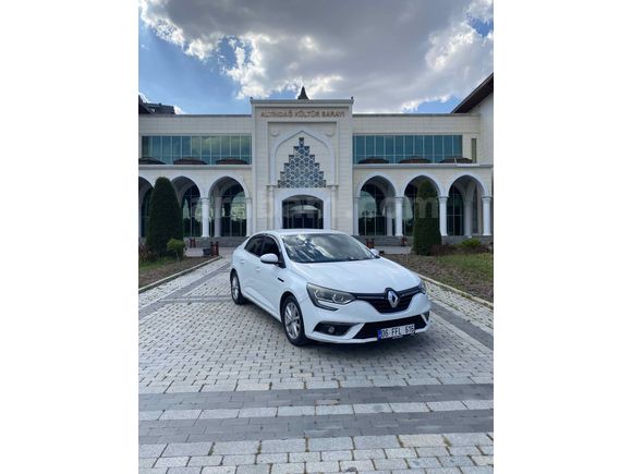 Sahibinden Renault Megane 1.5 dCi Touch 2017 Model 