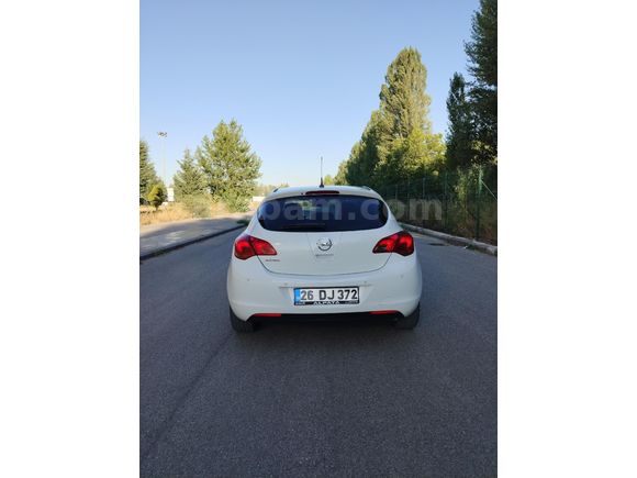 Sahibinden Opel Astra 1.6 Enjoy Plus 2011 Model