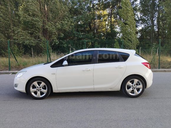 Sahibinden Opel Astra 1.6 Enjoy Plus 2011 Model