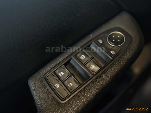 YKTCAR AUTOGROSS'DAN 2023 CLIO EQUILIBRE 90.054 KM'DE