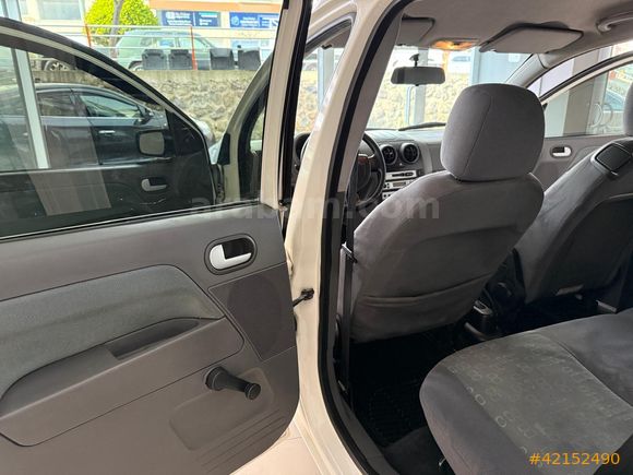 156 BİNDE 1.4 TDCİ DİZEL FORD FUSİON