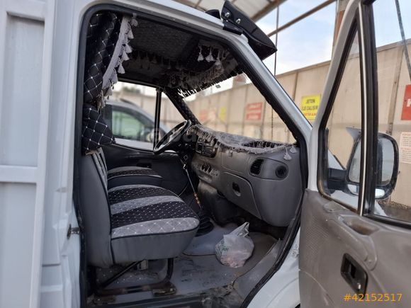 2000 VE 2002 MODEL 2 ADET TRANSİT KAMYONET