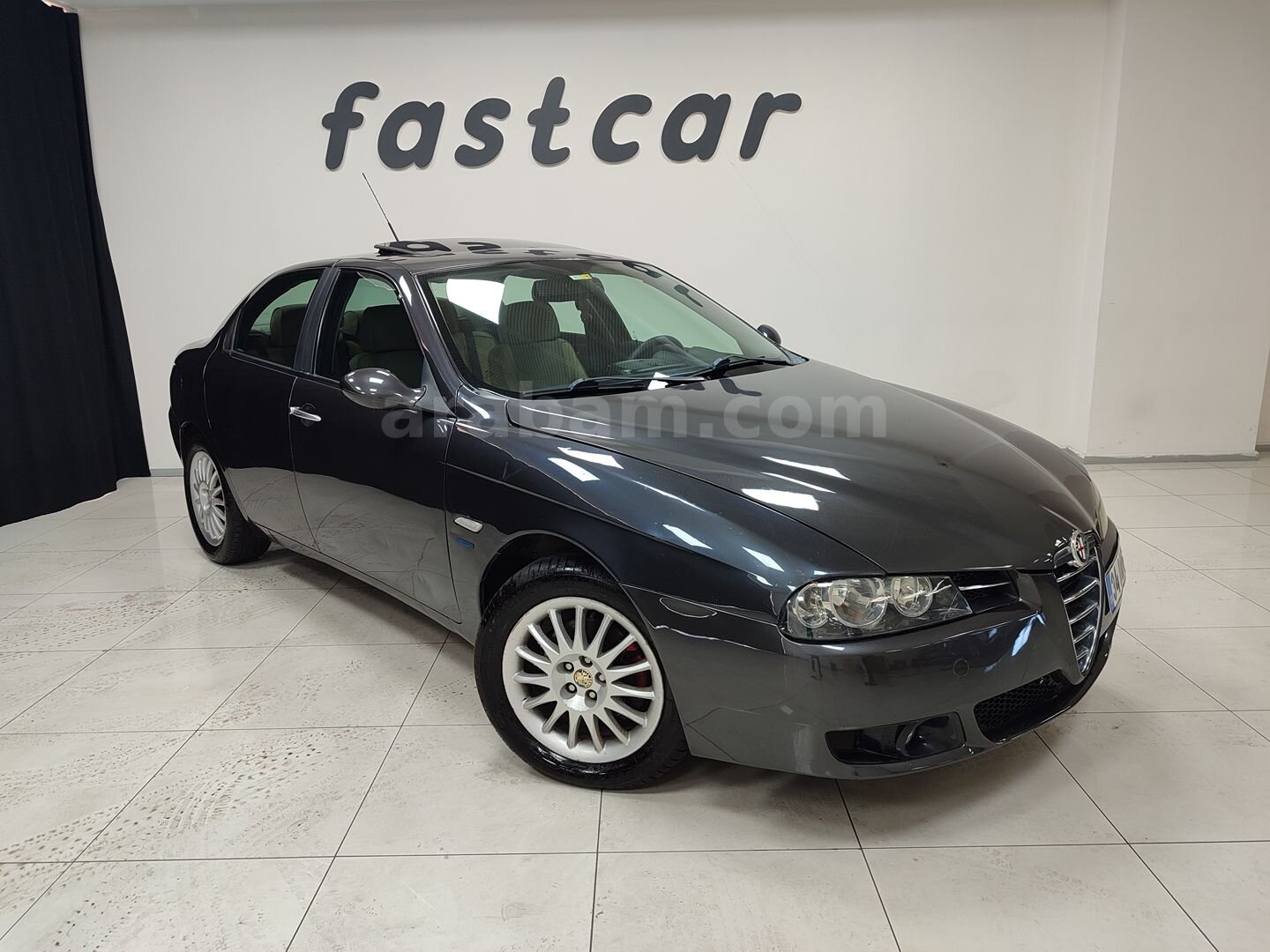 Galeriden Alfa Romeo 156 1.6 TS Distinctive 2005 Model İstanbul 271.000 km Gri 2
