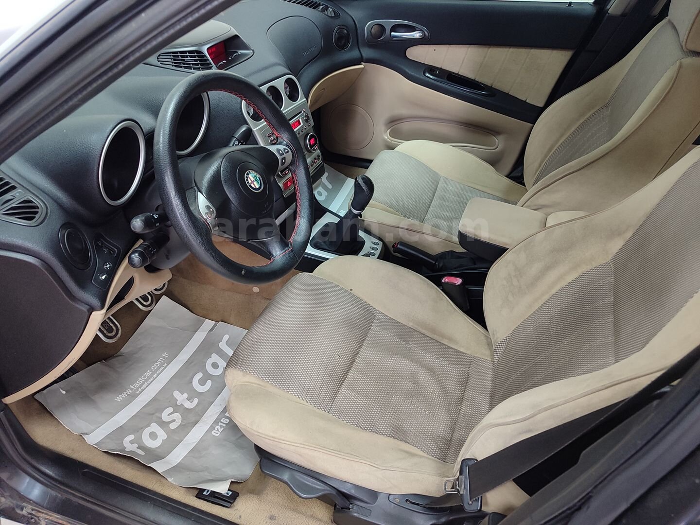 Galeriden Alfa Romeo 156 1.6 TS Distinctive 2005 Model İstanbul 271.000 km Gri 6