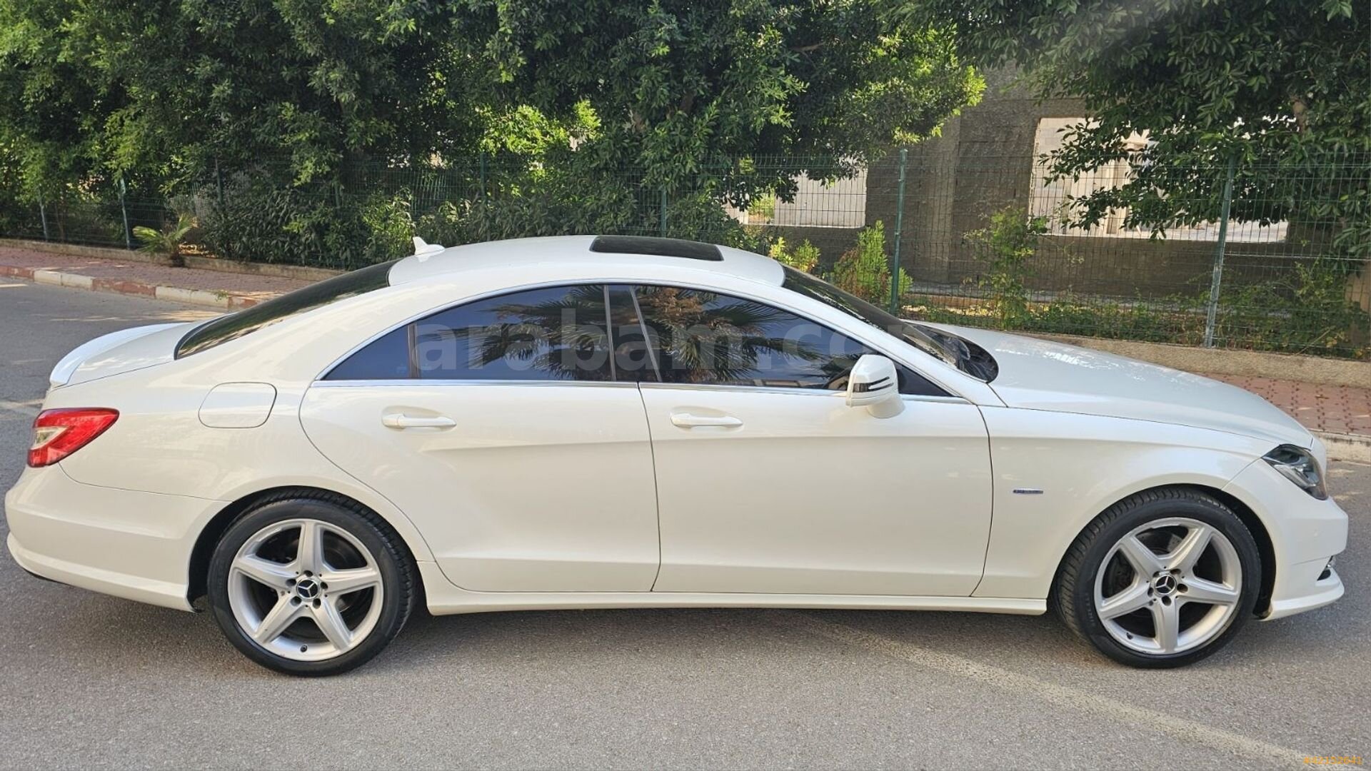 Galeriden Mercedes - Benz CLS 350 CDI BlueEFFICIENCY 2012 Model Antalya 279.900 km Beyaz 5