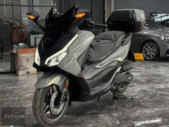 ESPARATOR'DAN NOKTA HATASIZ HONDA FORZA