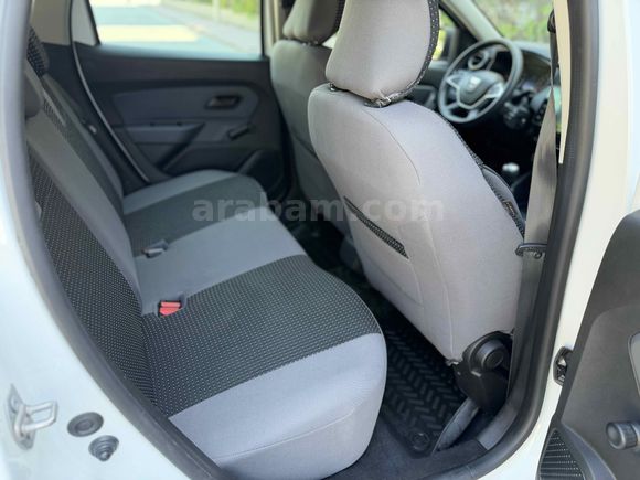 DEĞİŞENSİZ DACİA DUSTER