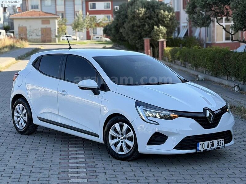 Galeriden Renault Clio 1.0 SCe Joy 2021 Model Balıkesir 46.000 km Beyaz