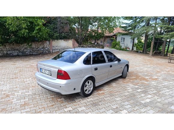 Sahibinden Opel Vectra 1.6 Elegance 2001 Model