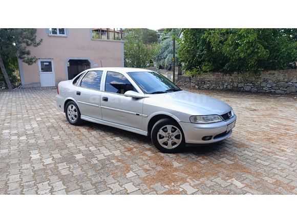 Sahibinden Opel Vectra 1.6 Elegance 2001 Model