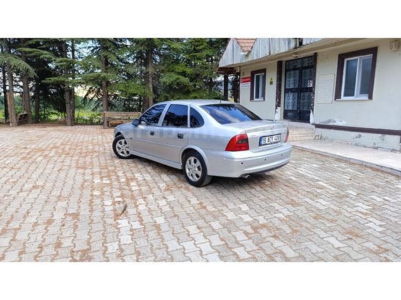 Sahibinden Opel Vectra 1.6 Elegance 2001 Model