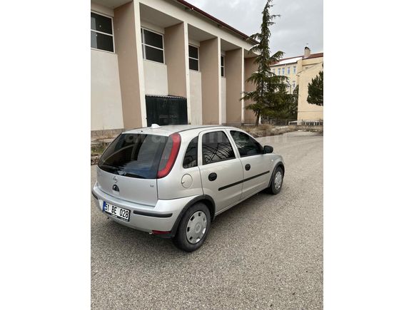 Sahibinden Opel Corsa 1.2 Essentia 2004 Model Niğde