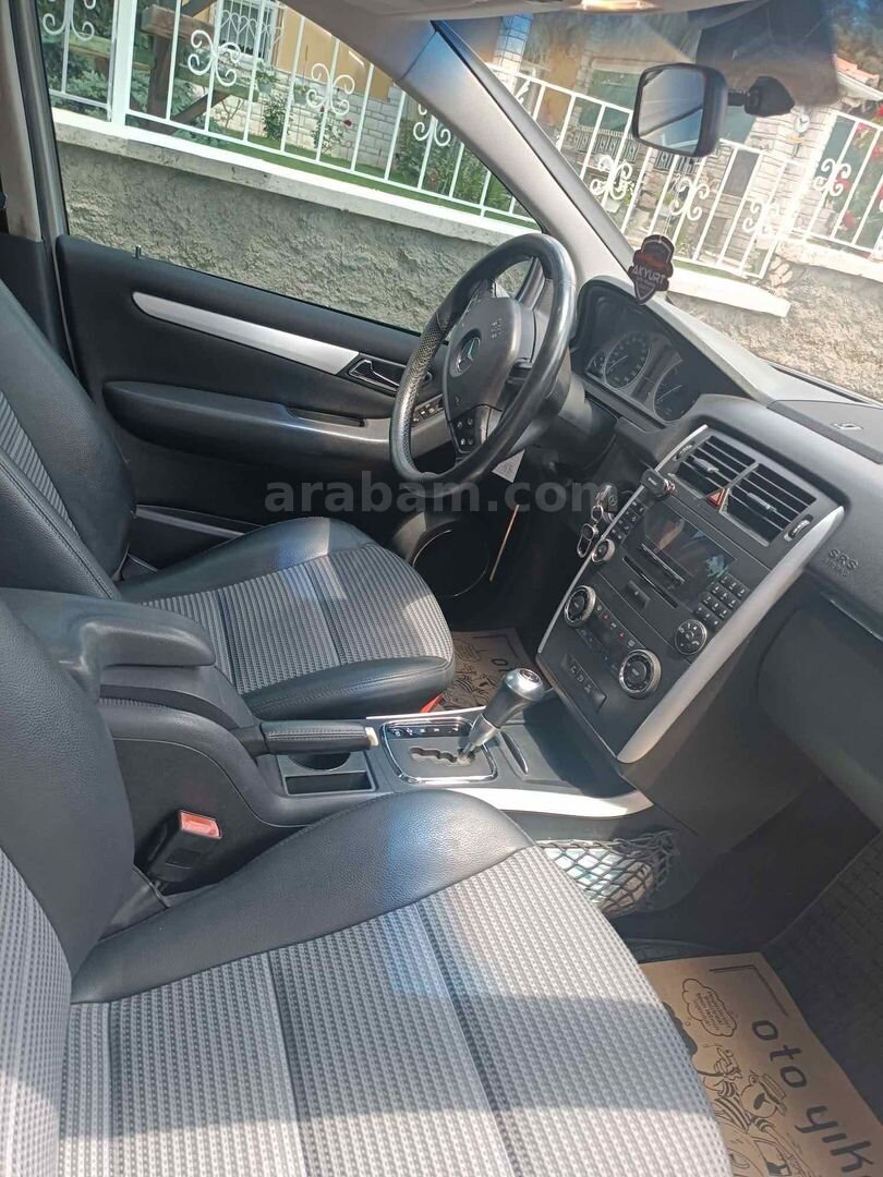 Galeriden Mercedes - Benz B 150 Prestige 2006 Model Ankara 205.000 km Gri (Gümüş) 6