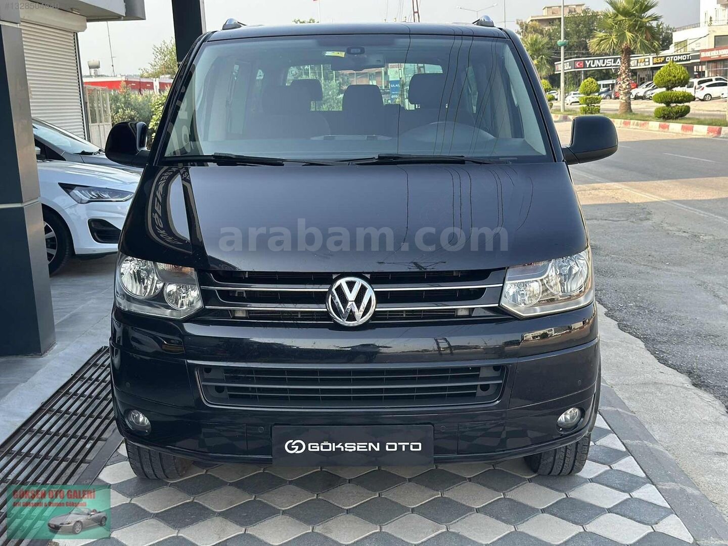 Galeriden Volkswagen Caravelle 2.0 TDI Comfortline 2013 Model Osmaniye 171.000 km Siyah 2