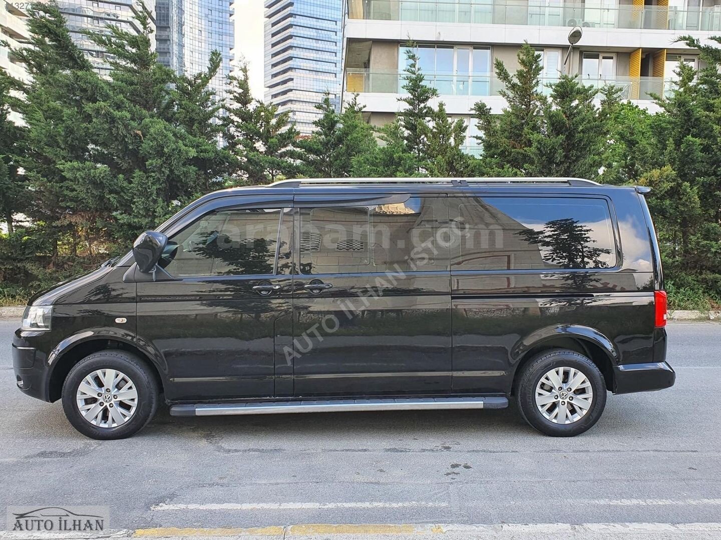 Galeriden Volkswagen Caravelle 2.0 TDI Comfortline 2015 Model İstanbul 177.000 km Siyah 5