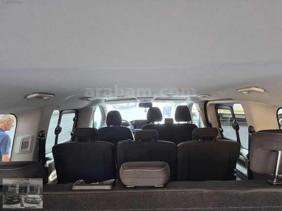 OTOMOBİL RUHSATLI. 10.000 KM DE