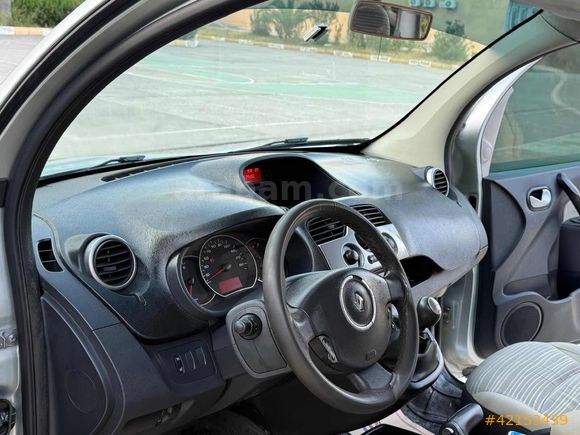 HATASIZ 1.5 DİZEL 110 HP 6 İLERİ KANGOO
