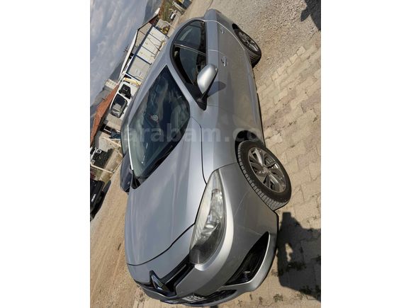 Sahibinden Renault Fluence 1.5 dCi Touch 2012 Model 