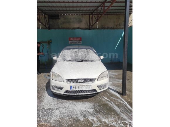 Sahibinden Ford Focus 1.6 TDCi Trend 2006 Model