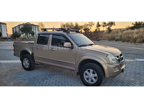 Galeriden Isuzu D-Max 3.0 D 4x4 2006 Model Afyonkarahisar