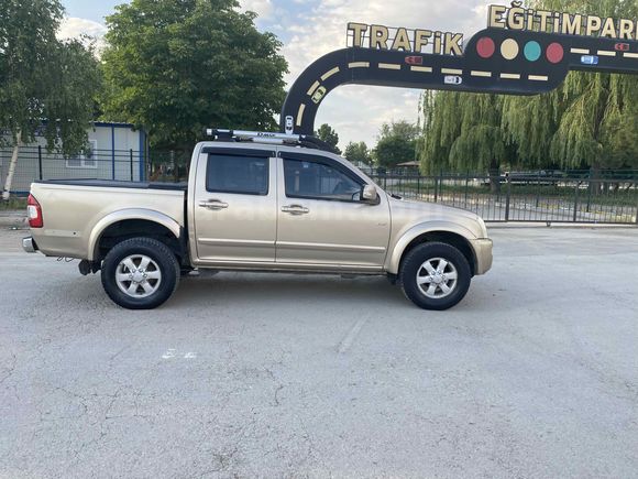 Galeriden Isuzu D-Max 3.0 D 4x4 2006 Model Afyonkarahisar