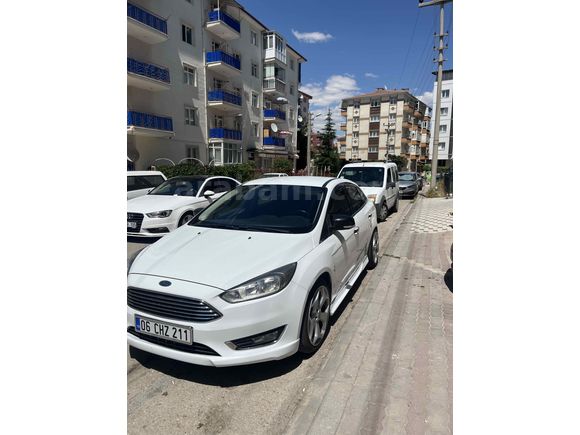 Sahibinden Ford Focus 1.6 TDCi Style 2015 Model 