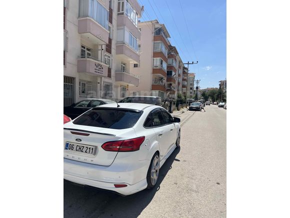 Sahibinden Ford Focus 1.6 TDCi Style 2015 Model 