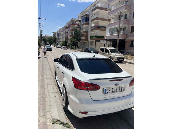 Sahibinden Ford Focus 1.6 TDCi Style 2015 Model 