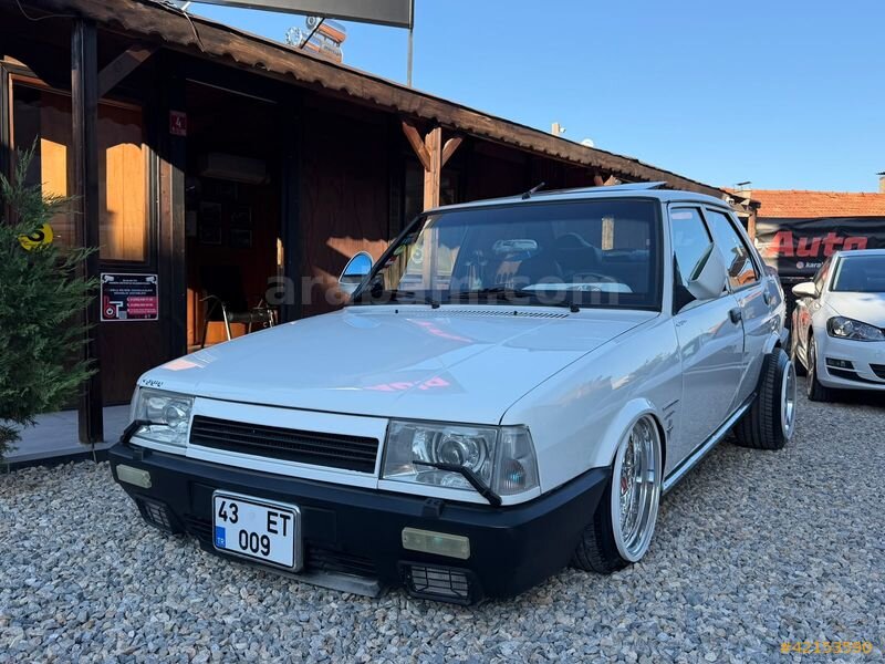Galeriden Tofaş Şahin S 1998 Model Balıkesir 220.000 km Beyaz
