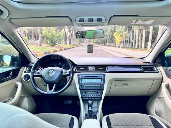 CEVDET KEKLIK’TEN SKODA RAPİD CAM TAVAN