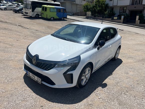 Sahibinden Renault Clio 1.0 TCe Evolution 2025 Model 
