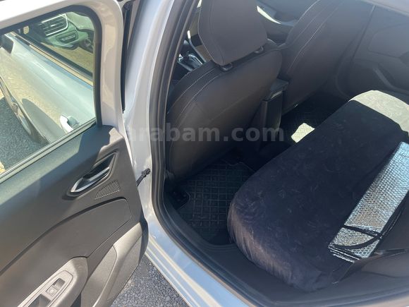 Sahibinden Renault Clio 1.0 TCe Evolution 2025 Model 