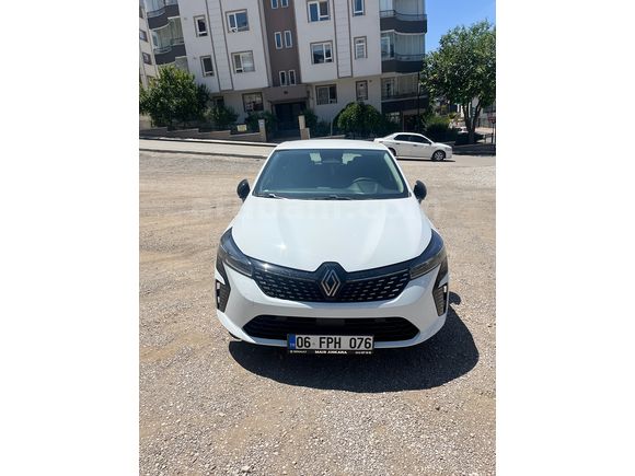 Sahibinden Renault Clio 1.0 TCe Evolution 2025 Model 